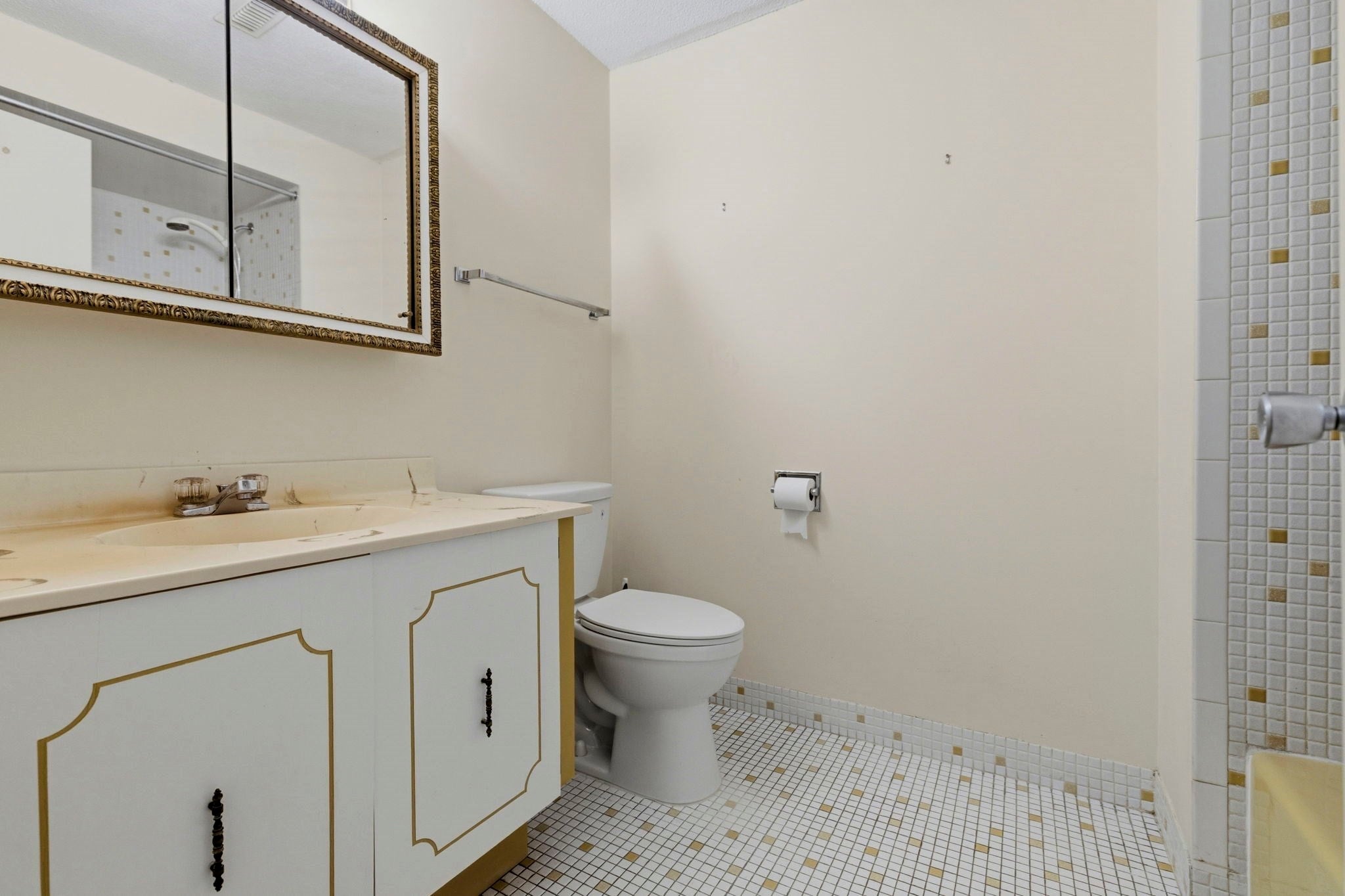 1002 Paradise Rd #1C, Swampscott, MA Photo #20