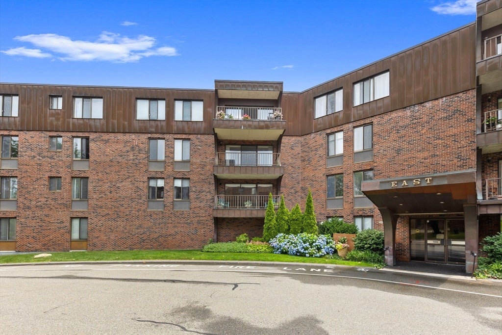 1002 Paradise Rd #1C, Swampscott, MA, 1002 Paradise Rd #1C, Swampscott, MA Photo #28
