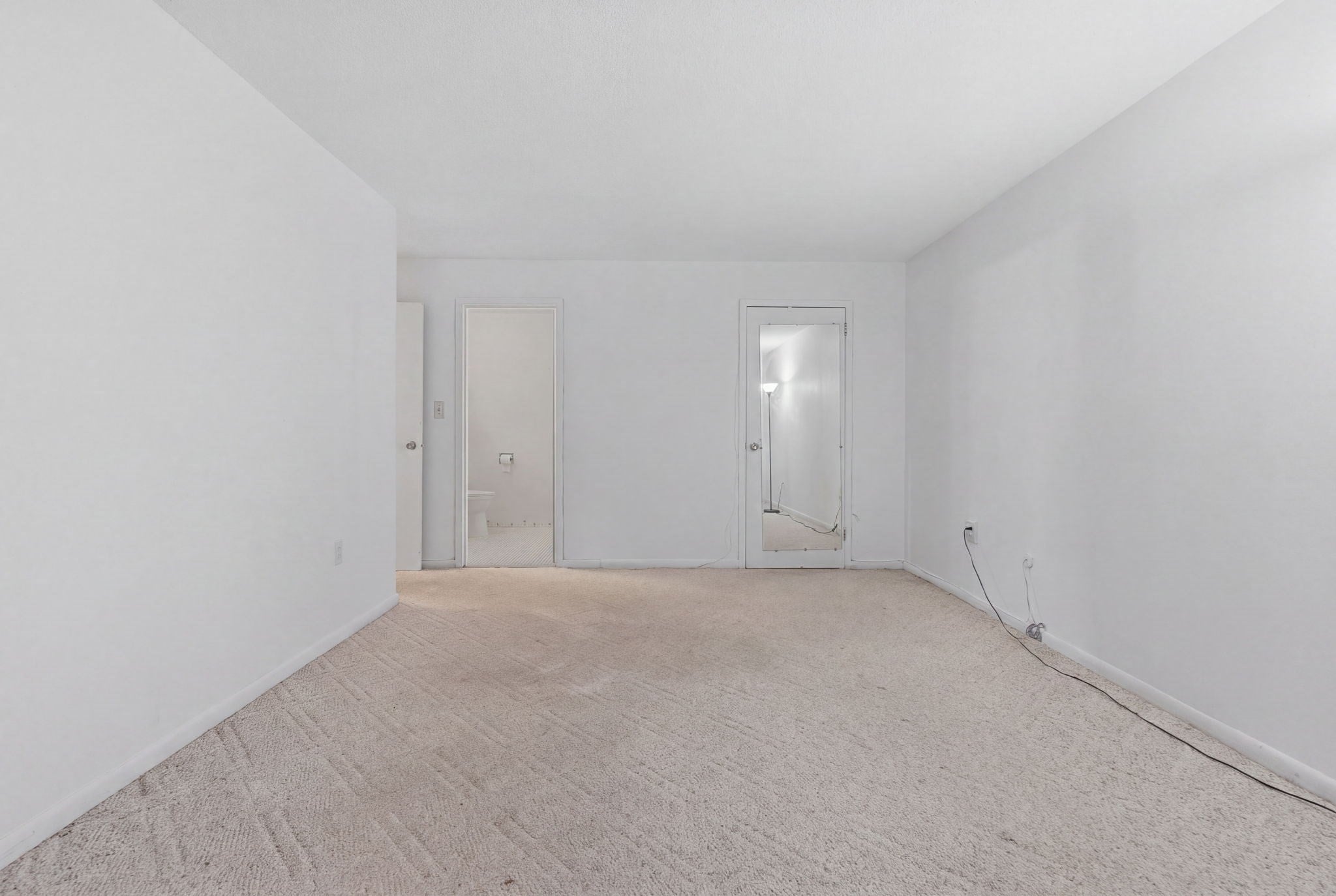 1002 Paradise Rd #1C, Swampscott, MA Photo #16