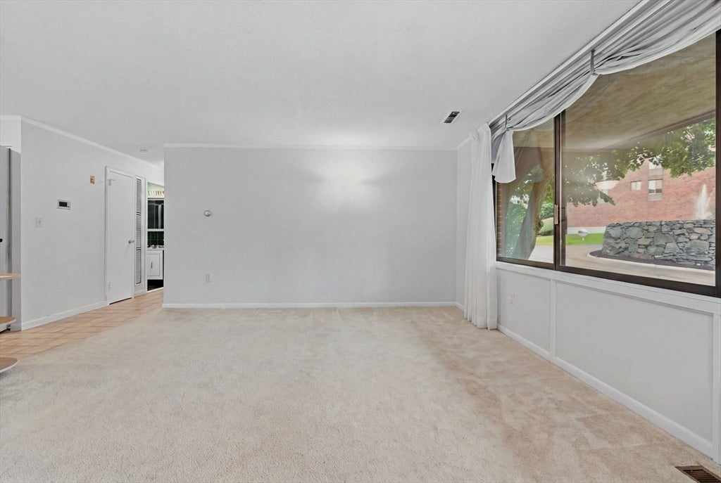 1002 Paradise Rd #1C, Swampscott, MA, 1002 Paradise Rd #1C, Swampscott, MA Photo #11
