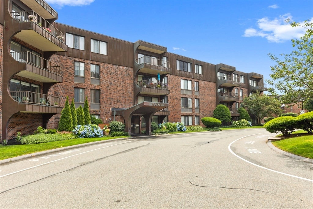 1002 Paradise Rd #1C, Swampscott, MA, 1002 Paradise Rd #1C, Swampscott, MA Photo #26