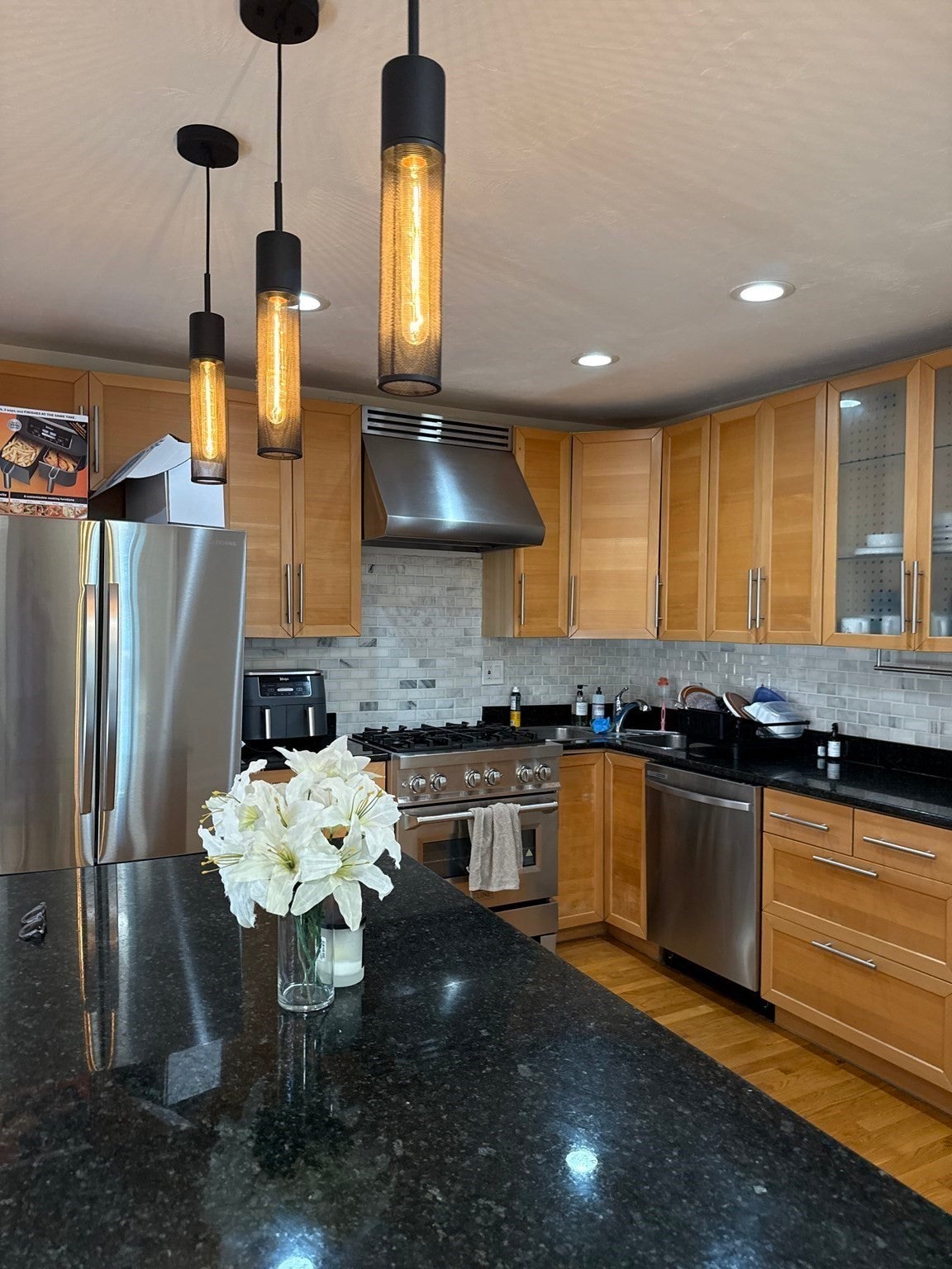 408 Seaver St 2PHA