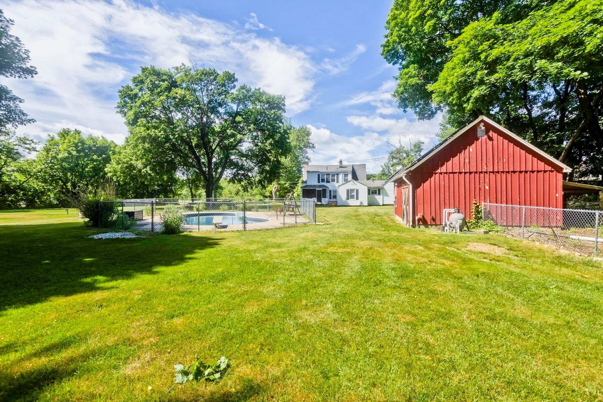 138 Vining Hill Rd