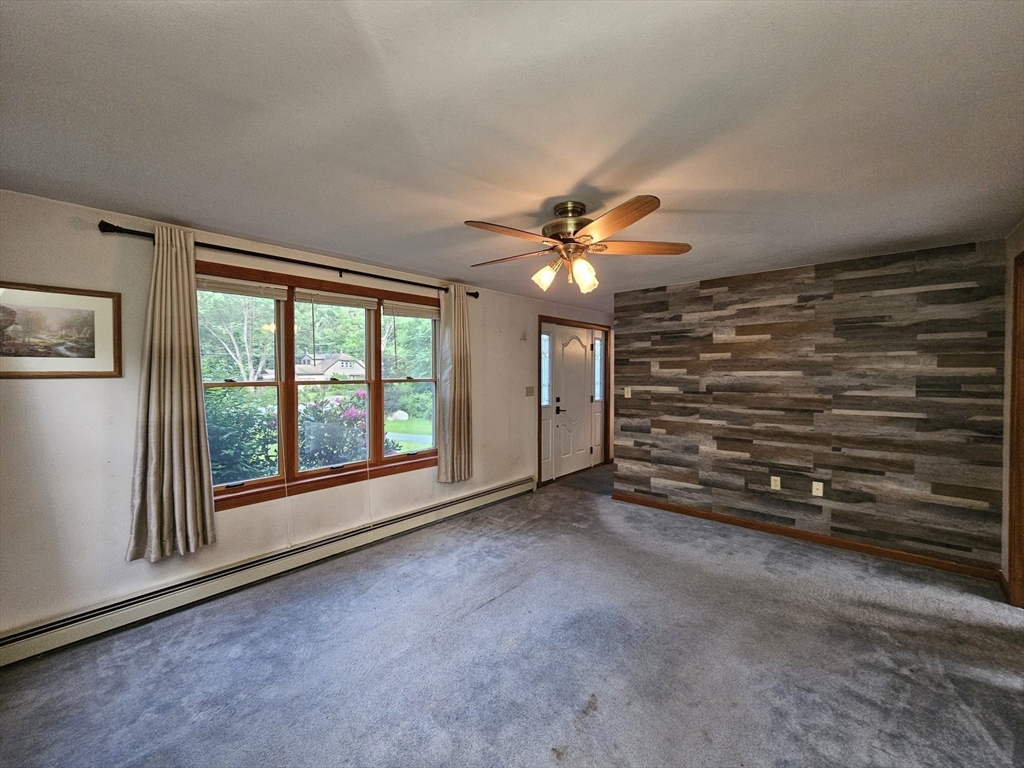 4 Tenney Rd