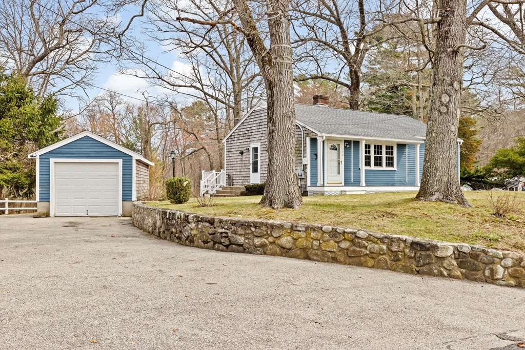 142 Old Oaken Bucket Rd