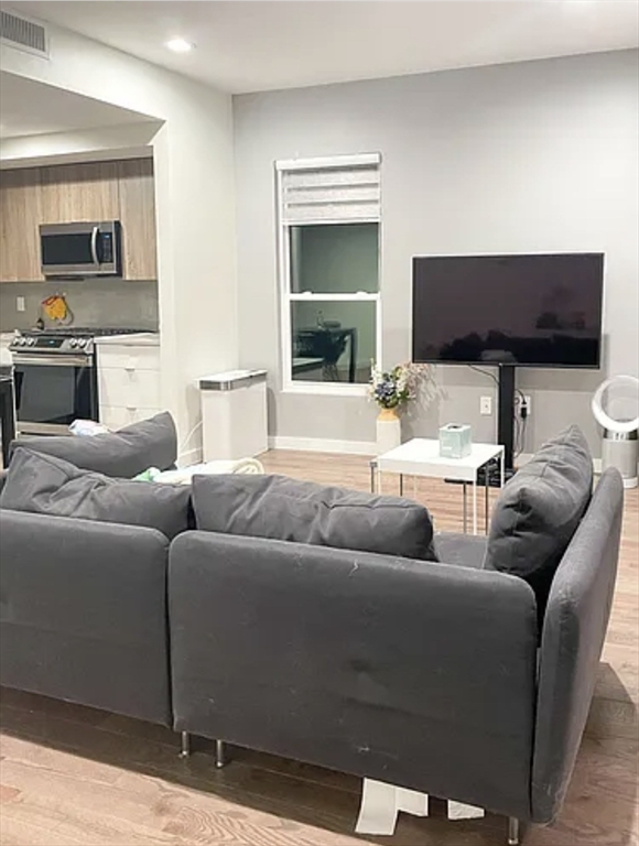 141 Hyde Park Ave 125b