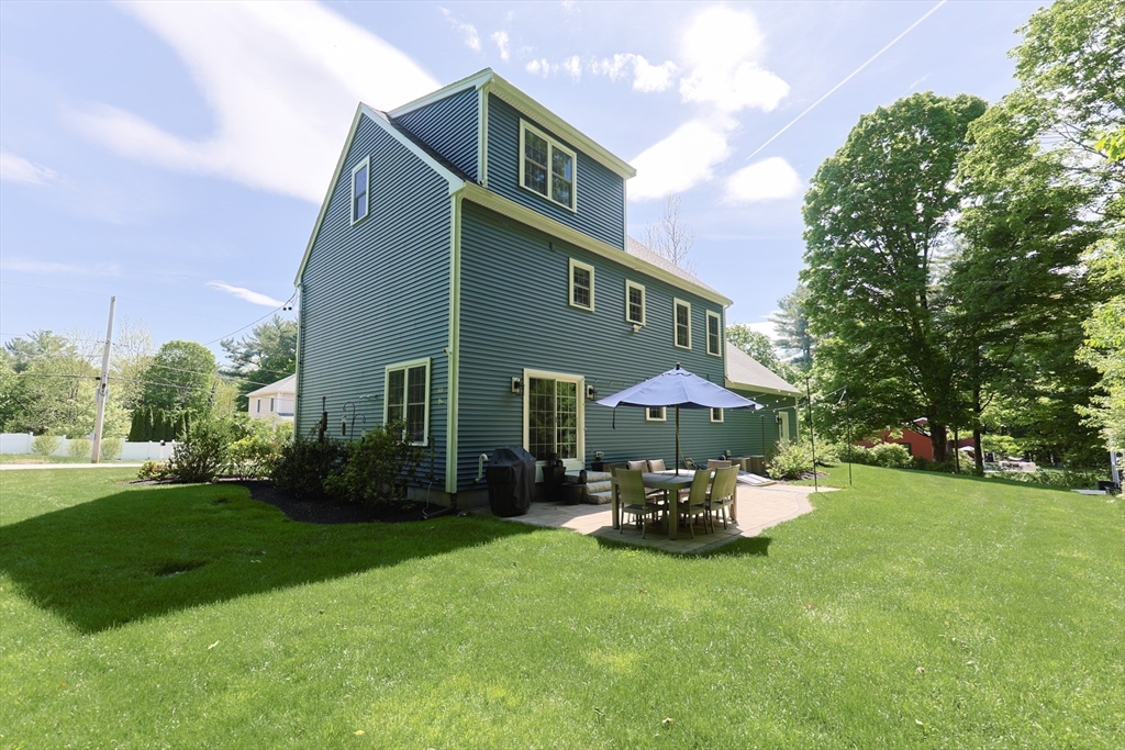 11 Highland St