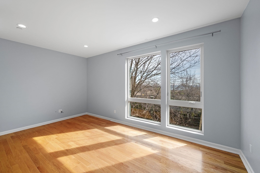 172 Kimball Ave 2B