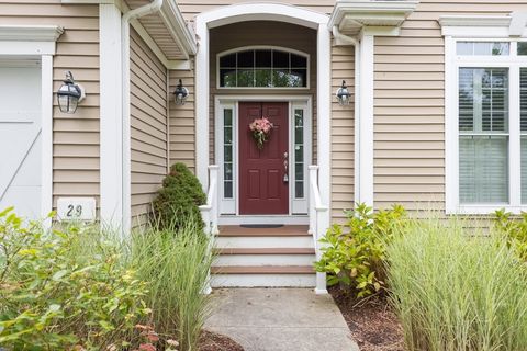 29 Shinglewood Plymouth MA 02360