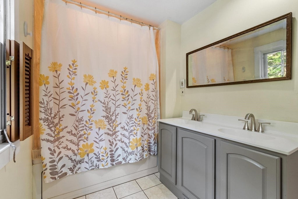 287 Northfield Rd, Lunenburg, MA Photo #34