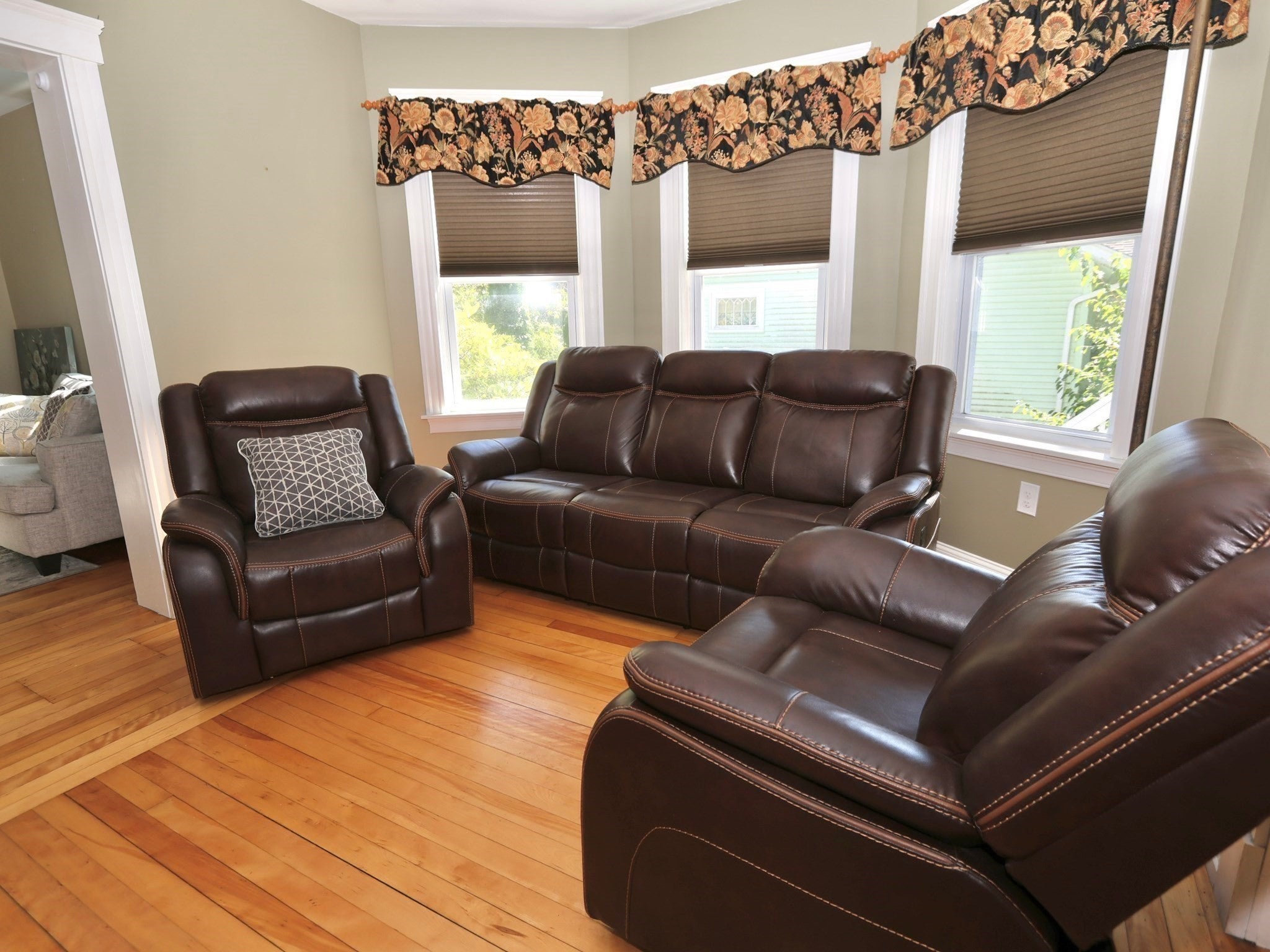 37 Proctor St, Worcester, MA, 37 Proctor St, Worcester, MA Photo #11