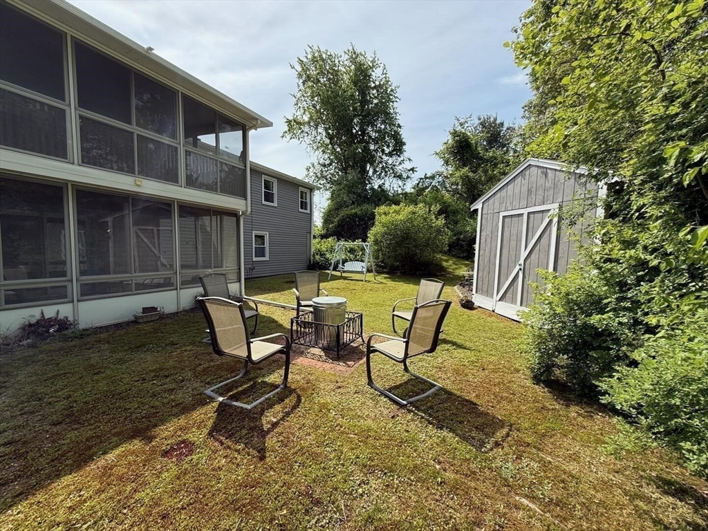 625 Middleboro Ave