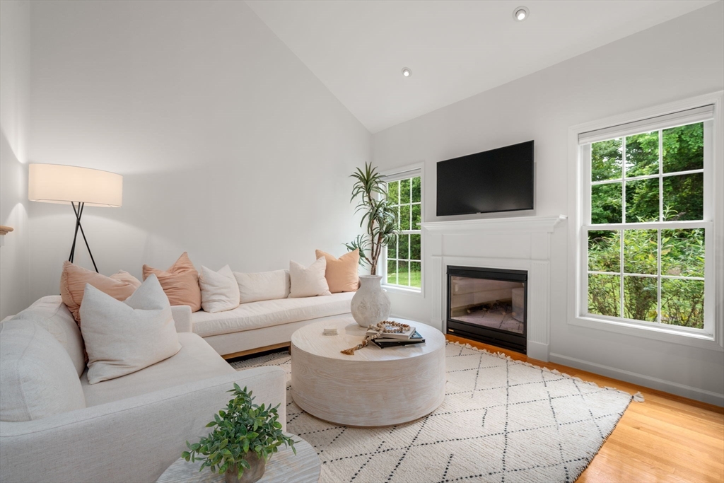 39 Village Cir 39