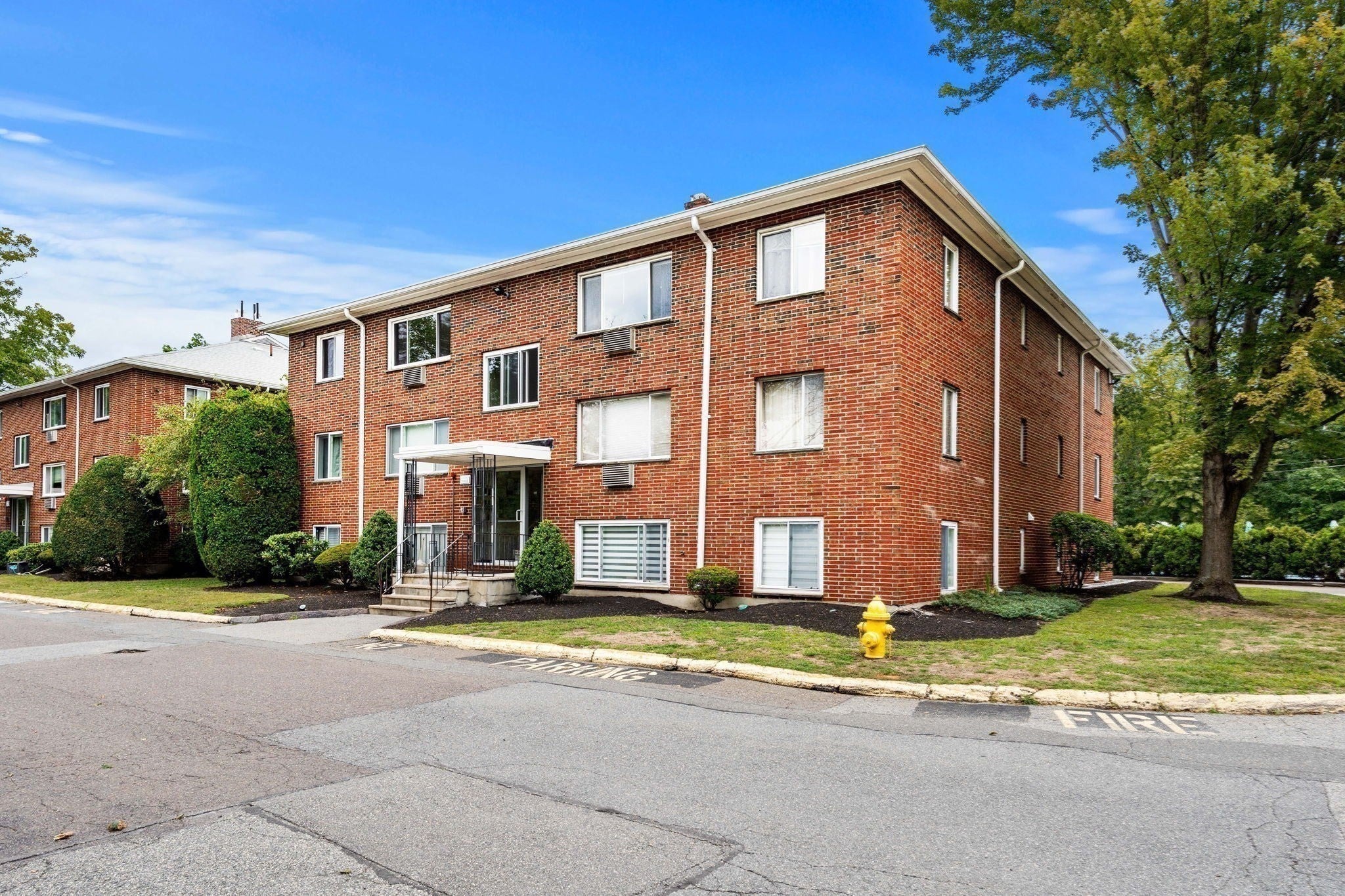3 Albert Dr #11, Woburn, MA Photo #14