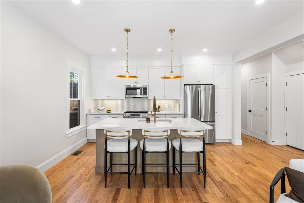 14 Harbor View St #1, Boston, MA, 14 Harbor View St #1, Boston, MA Photo #6