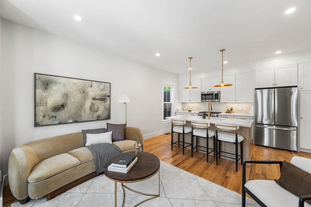 14 Harbor View St #1, Boston, MA, 14 Harbor View St #1, Boston, MA Photo #5