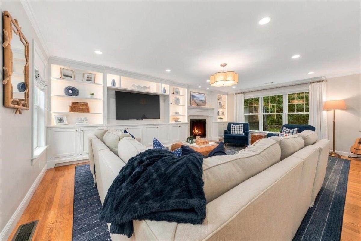 24 Whitcomb Avenue, Hingham, MA, 24 Whitcomb Avenue, Hingham, MA Photo #7