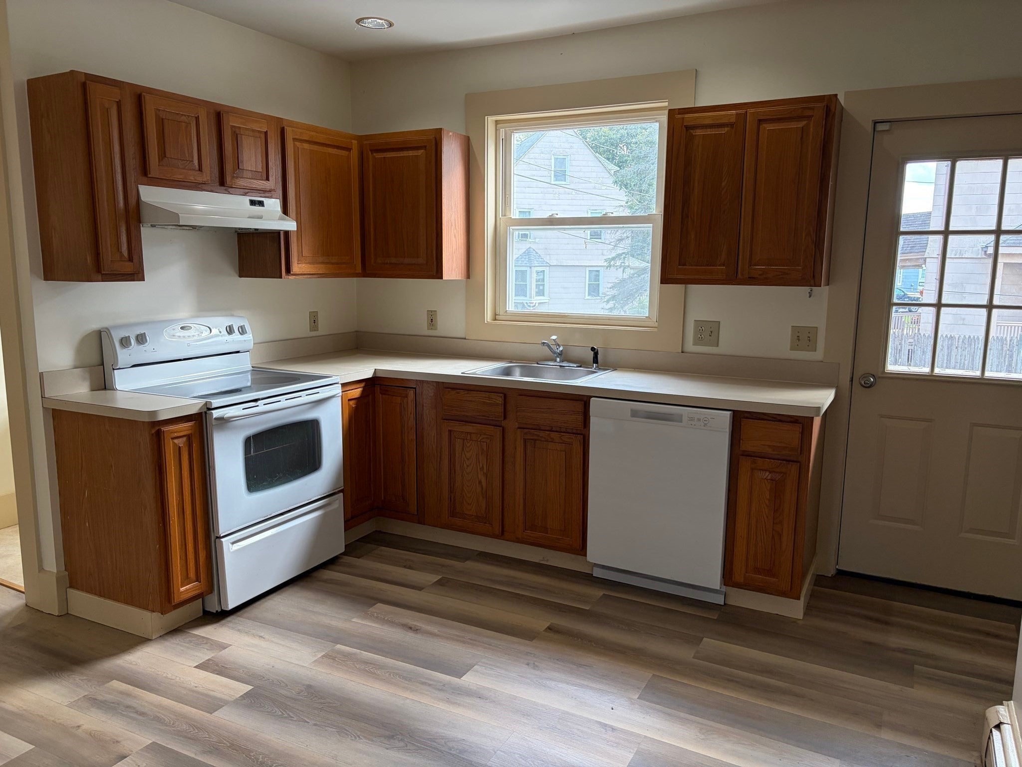 17 Lake Street #17, Hopedale, MA, 17 Lake Street #17, Hopedale, MA Photo #5