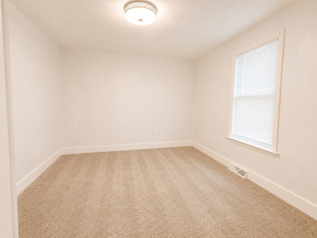 35 Beach St #A, Millbury, MA, 35 Beach St #A, Millbury, MA Photo #6