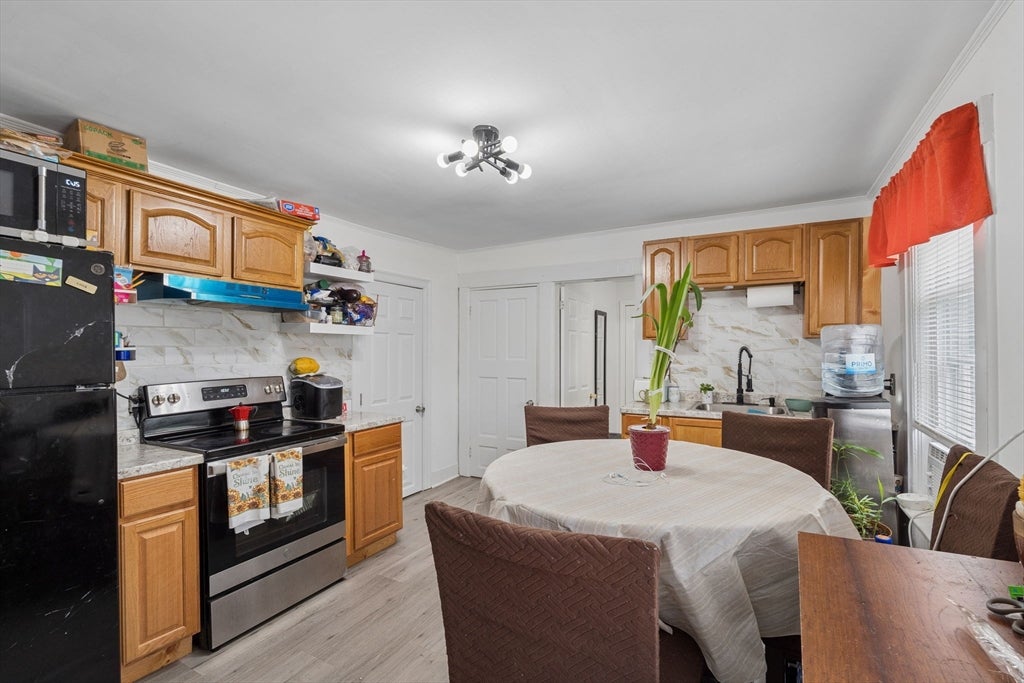 323 Rollstone St, Fitchburg, MA, 323 Rollstone St, Fitchburg, MA Photo #11