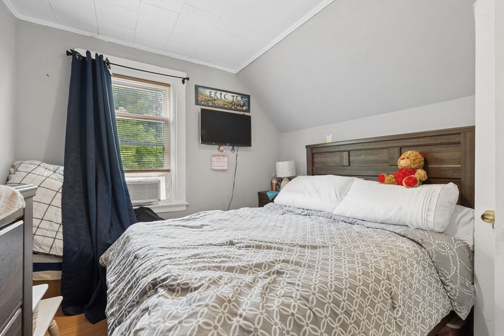 323 Rollstone St, Fitchburg, MA, 323 Rollstone St, Fitchburg, MA Photo #22