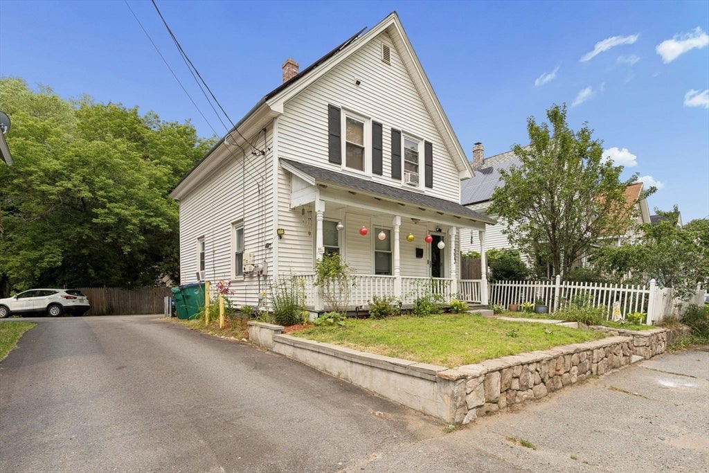 323 Rollstone St, Fitchburg, MA, 323 Rollstone St, Fitchburg, MA Photo #4