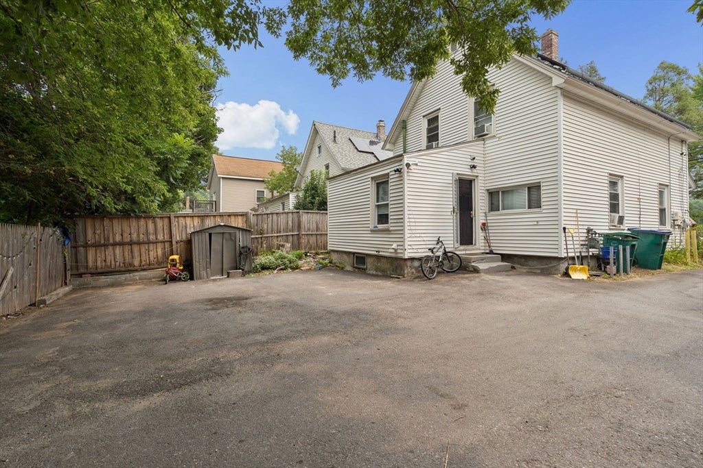323 Rollstone St, Fitchburg, MA, 323 Rollstone St, Fitchburg, MA Photo #28