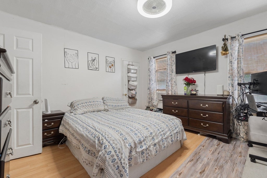323 Rollstone St, Fitchburg, MA, 323 Rollstone St, Fitchburg, MA Photo #24