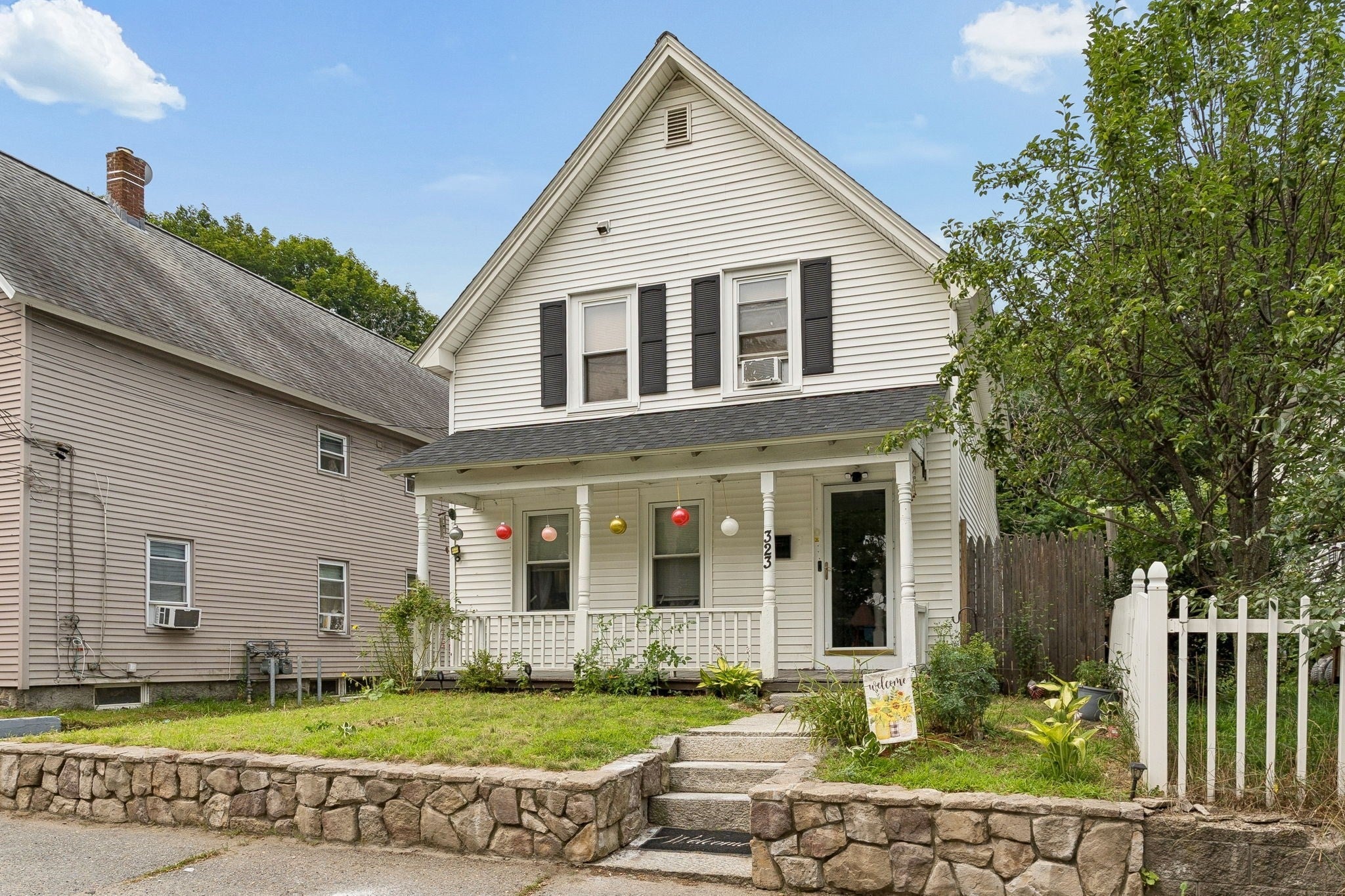323 Rollstone St, Fitchburg, MA, 323 Rollstone St, Fitchburg, MA Photo #2