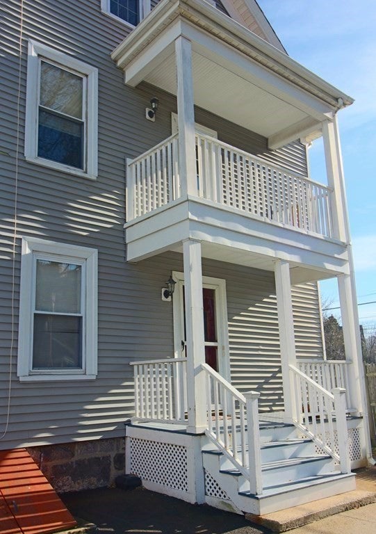 420 Essex St #2, Salem, MA, 420 Essex St #2, Salem, MA Photo #3