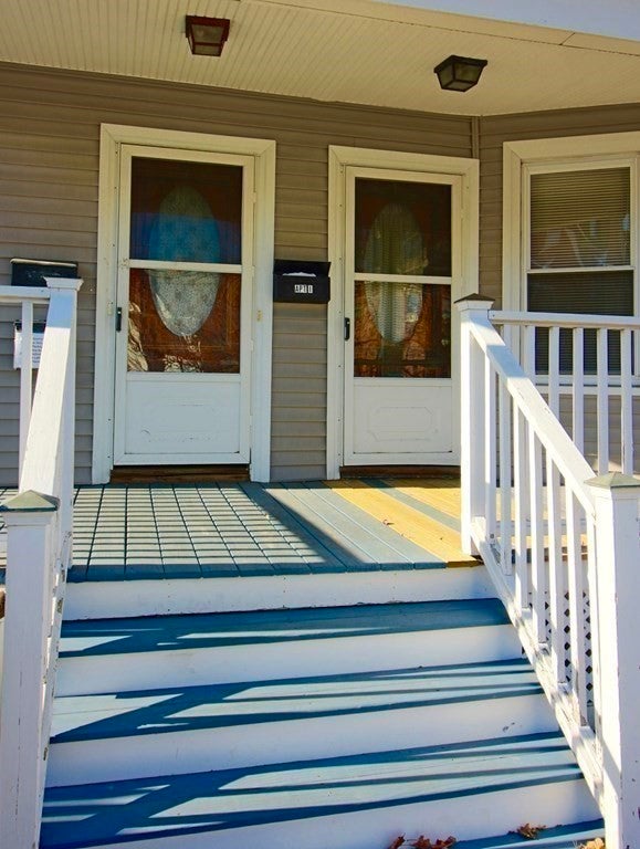 420 Essex St #2, Salem, MA, 420 Essex St #2, Salem, MA Photo #2