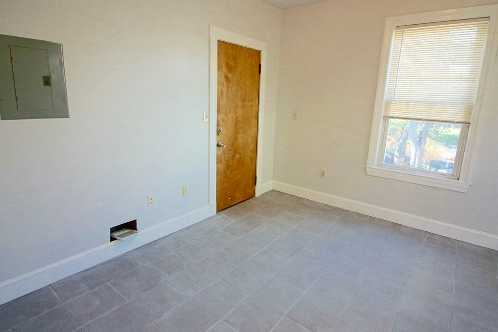 420 Essex St #2, Salem, MA, 420 Essex St #2, Salem, MA Photo #9