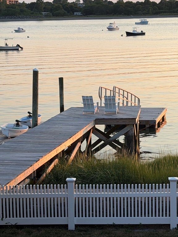 9 Beach Road