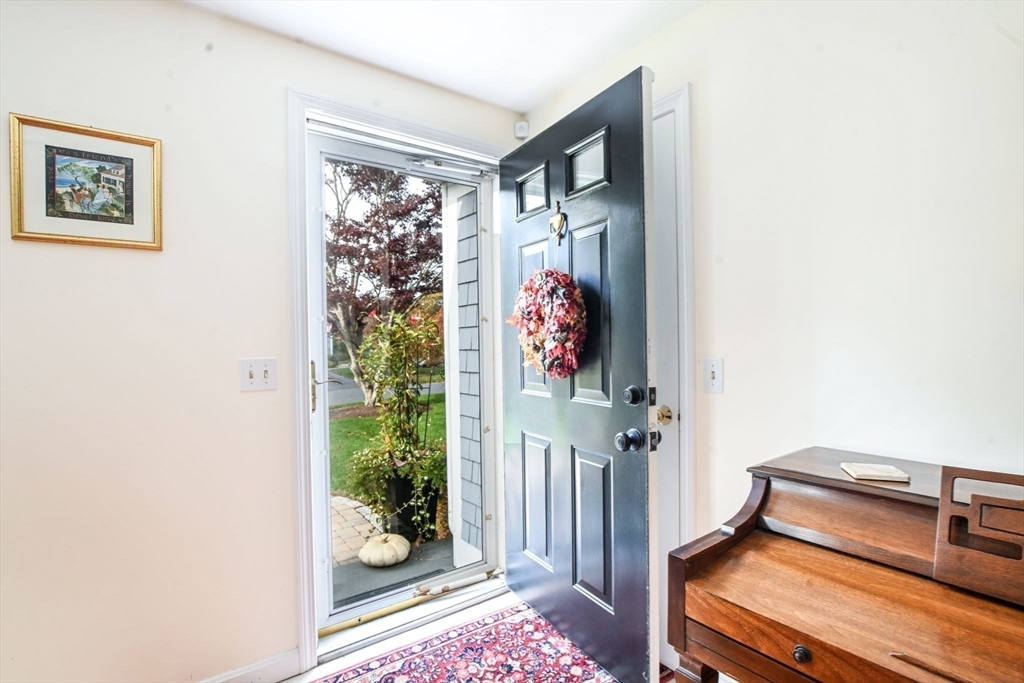 Dennis, Massachusetts 02641, United States, 3 Bedrooms Bedrooms, ,3 BathroomsBathrooms,Residential,Pending,241289