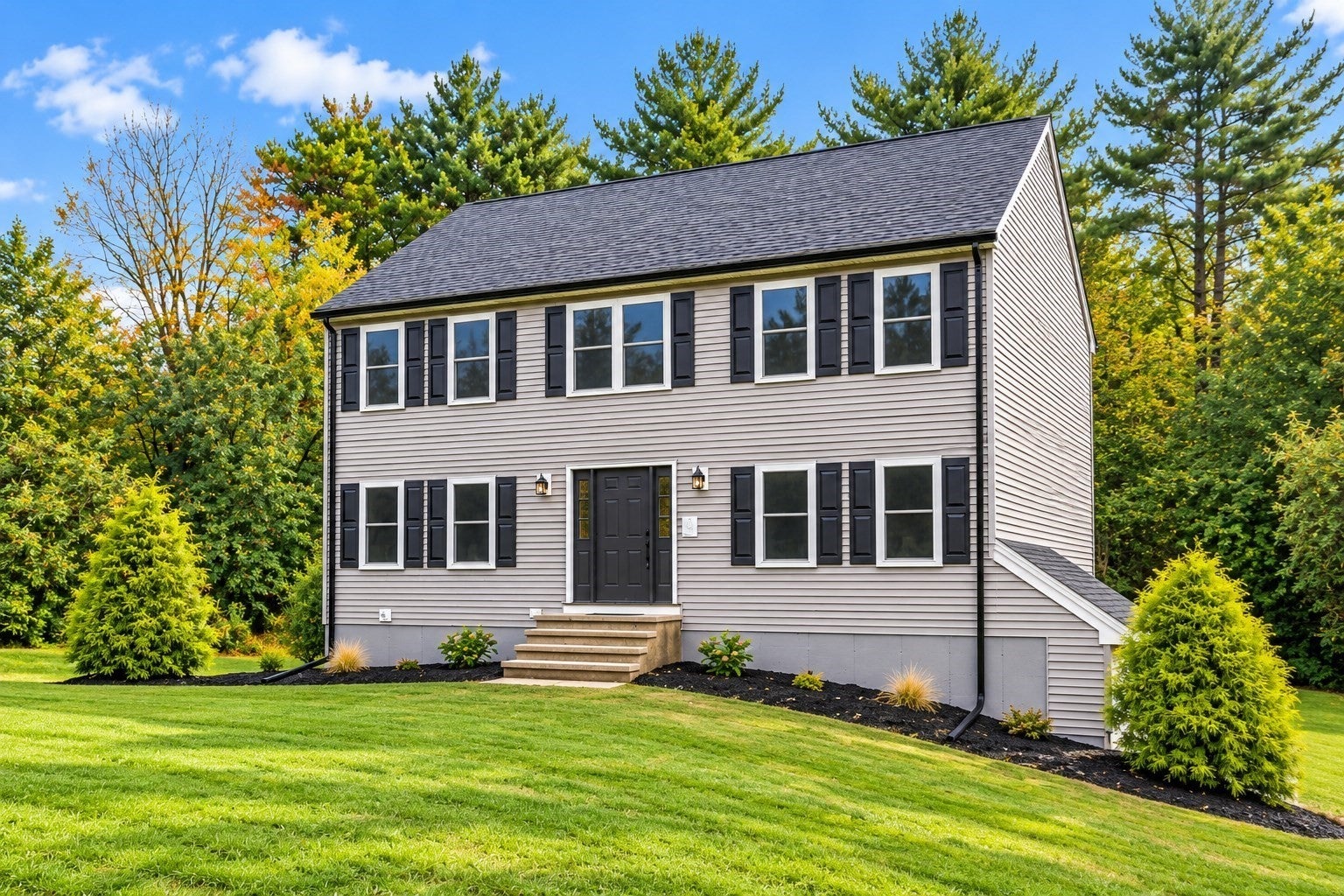 8 Reid St, Raynham, MA Photo #1