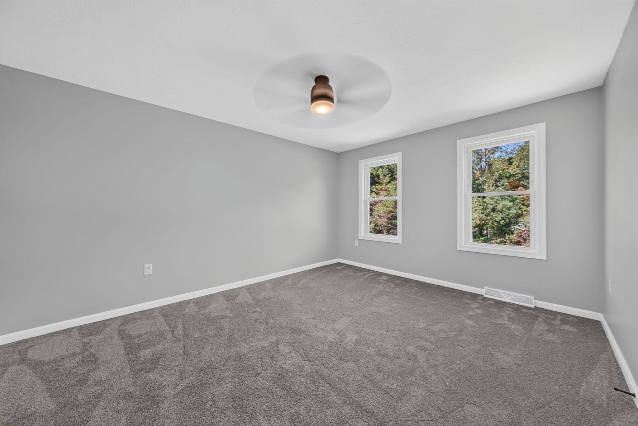 8 Reid St, Raynham, MA Photo #35