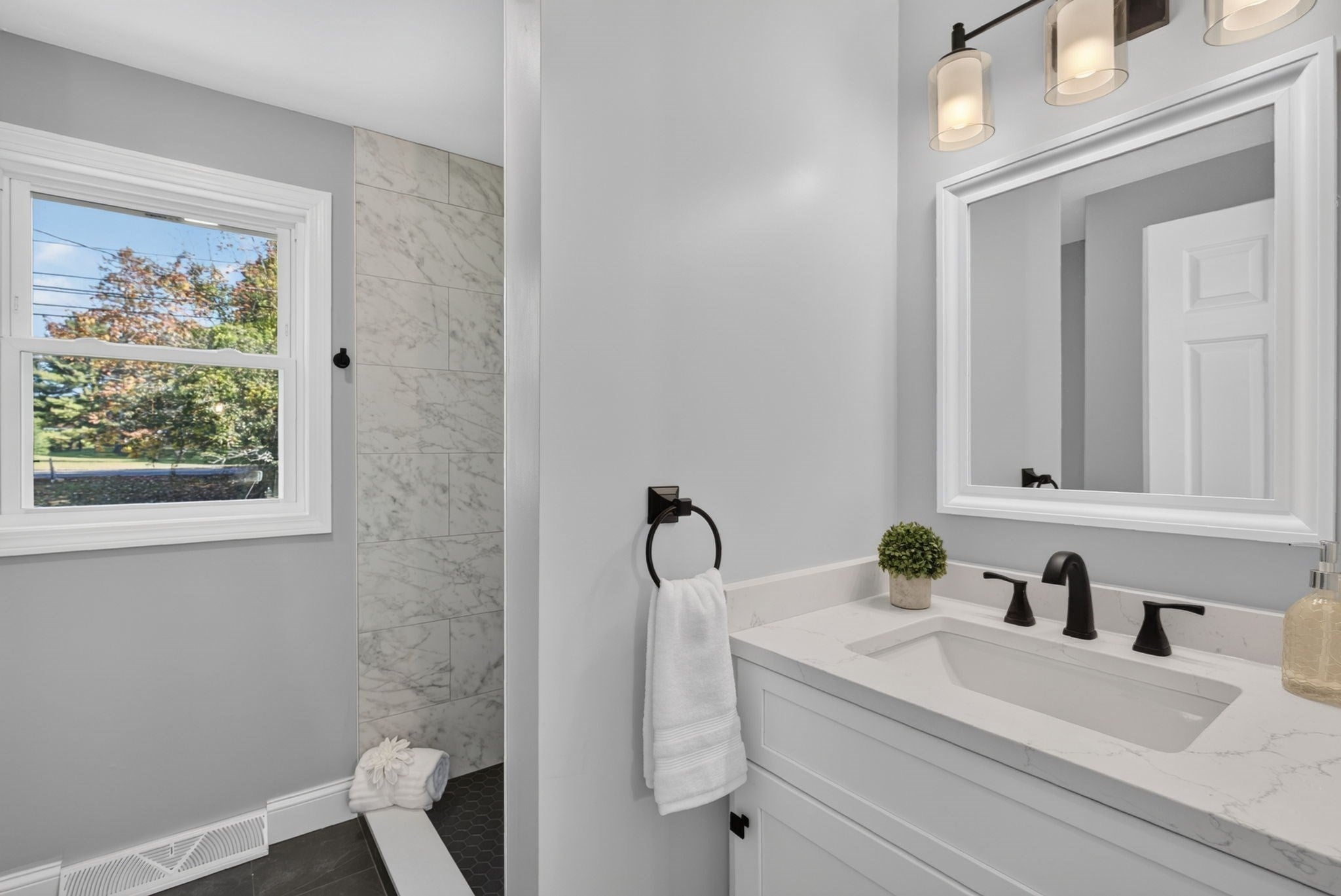 8 Reid St, Raynham, MA Photo #17