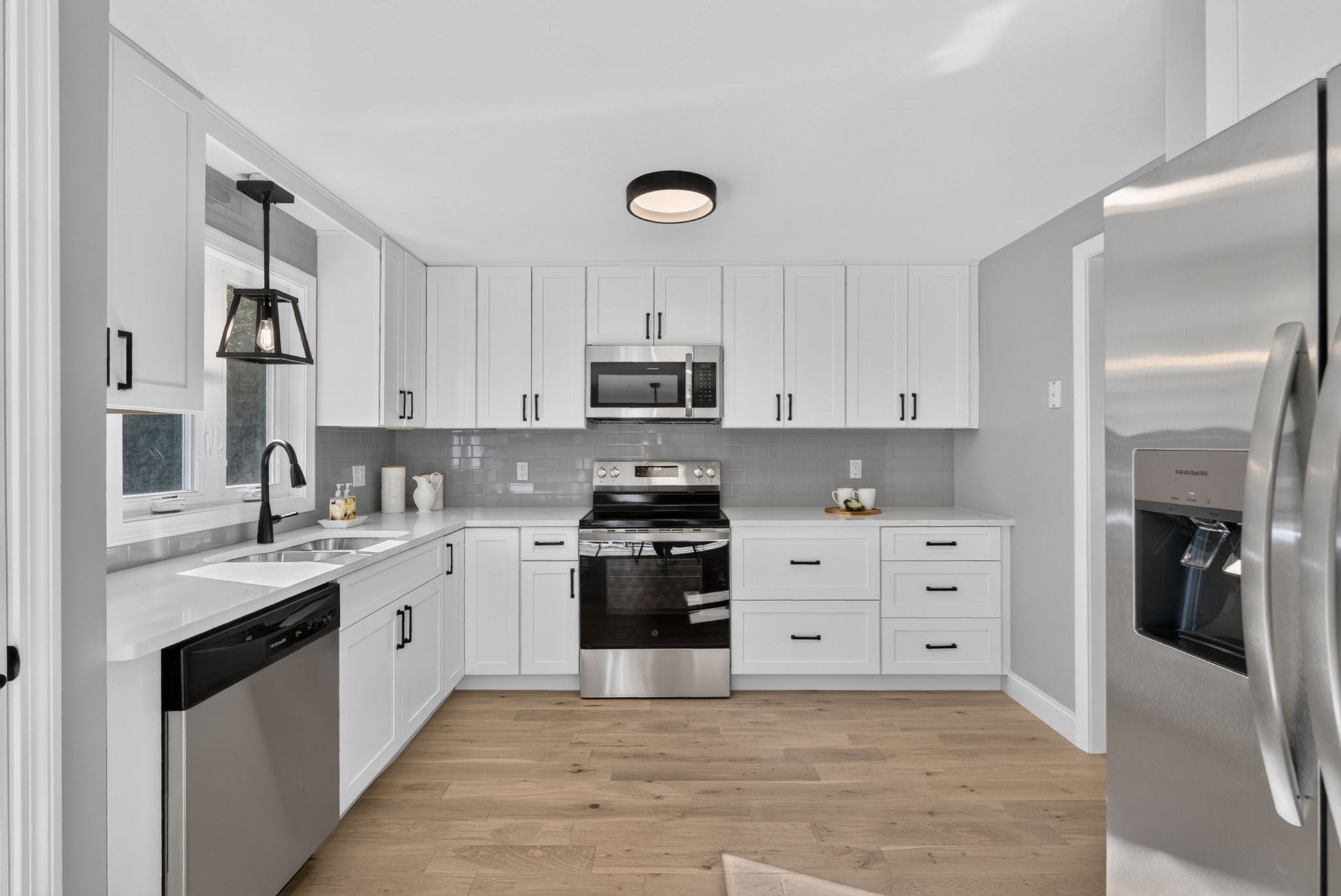 8 Reid St, Raynham, MA Photo #9