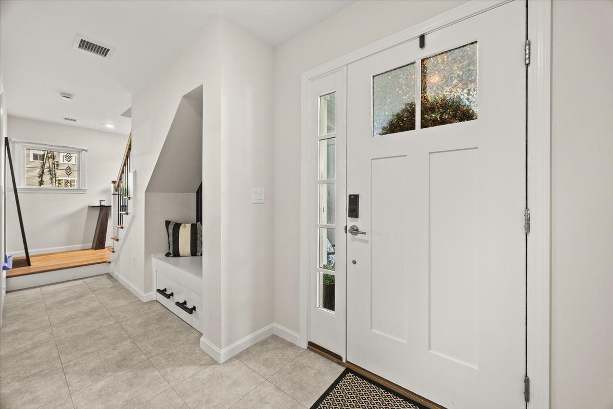 18 Oxbow Rd 12-1