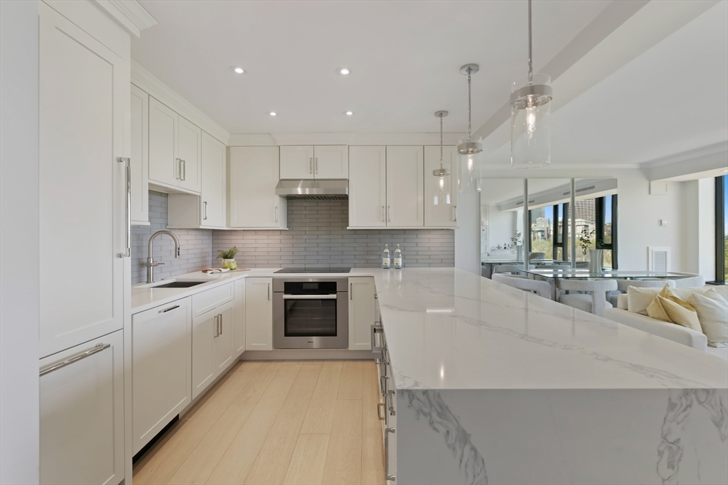 Boston, Massachusetts 02116, United States, 1 Bedroom Bedrooms, ,2 BathroomsBathrooms,Residential,Active,7314