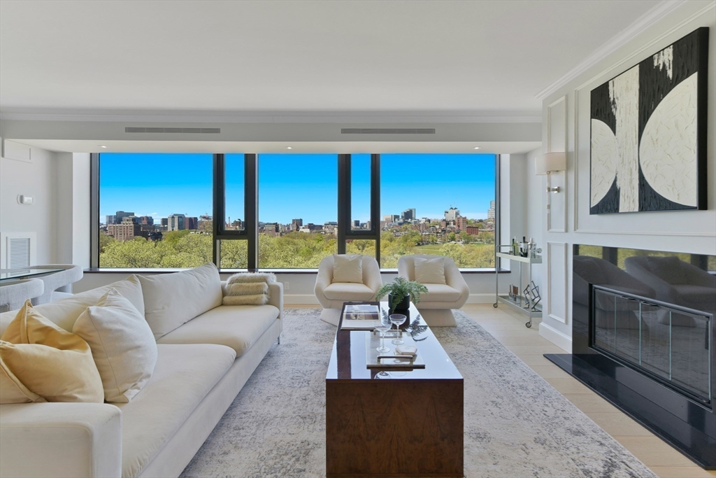 220 Boylston Street 1005