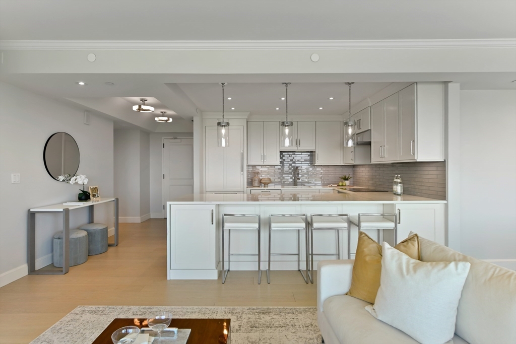 Boston, Massachusetts 02116, United States, 1 Bedroom Bedrooms, ,2 BathroomsBathrooms,Residential,Active,7314