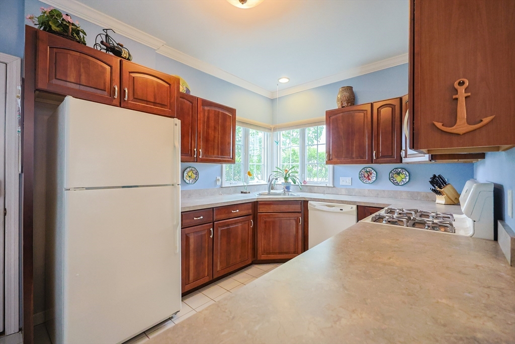 15 Village Way 15