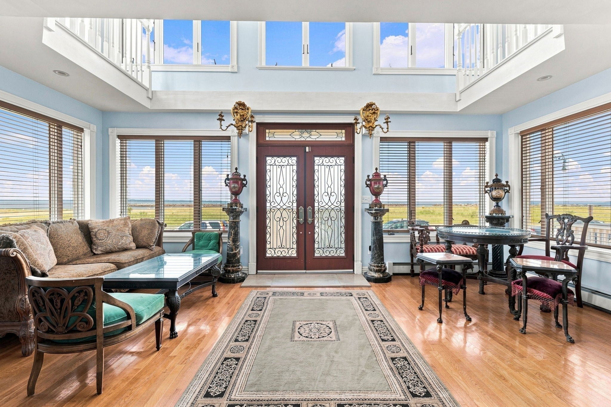 94 Winthrop Shore Dr, Winthrop MA 02151