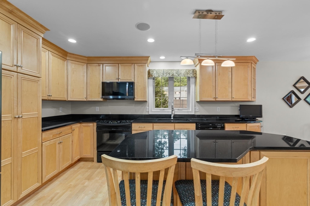 105 Mixter Rd, Holden, MA, 105 Mixter Rd, Holden, MA Photo #9