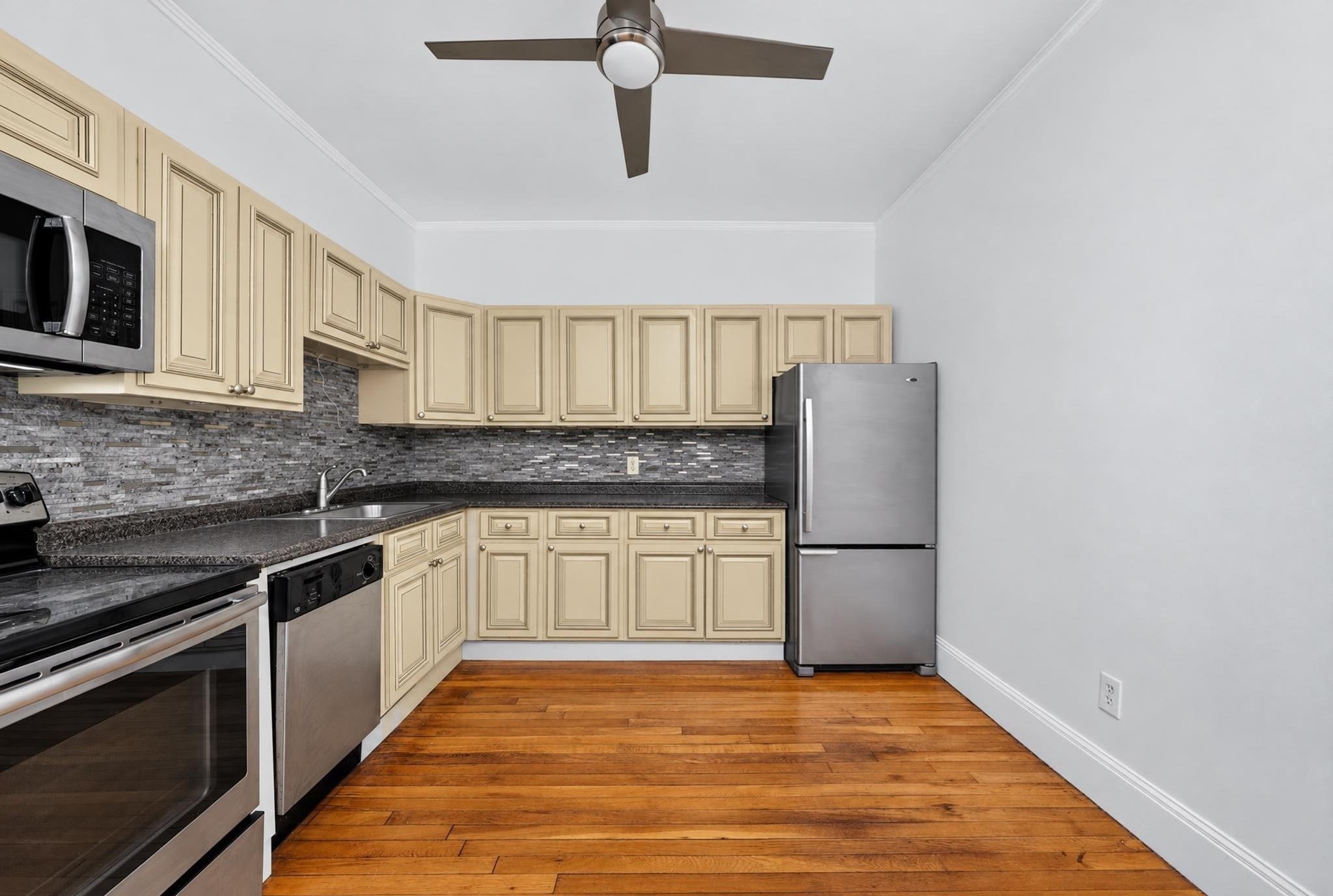 15 Park Vale Ave #11, Boston, MA, 15 Park Vale Ave #11, Boston, MA Photo #6