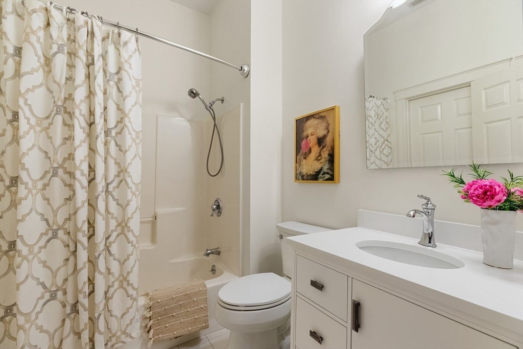 66 Nells Pond Road, Lynn, MA Photo #24