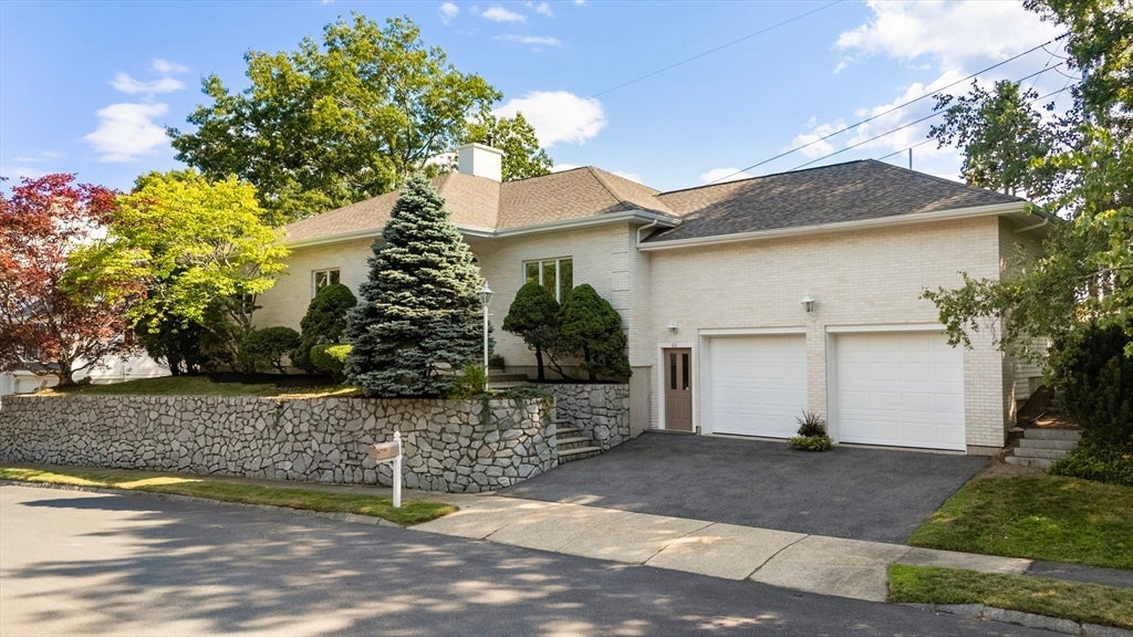 66 Nells Pond Road, Lynn, MA Photo #2