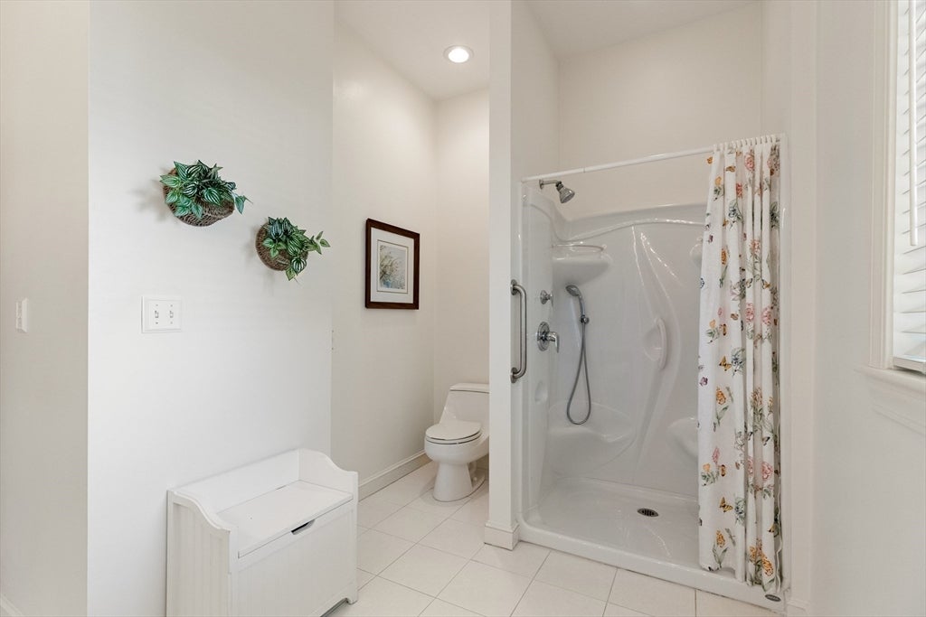 66 Nells Pond Road, Lynn, MA Photo #29