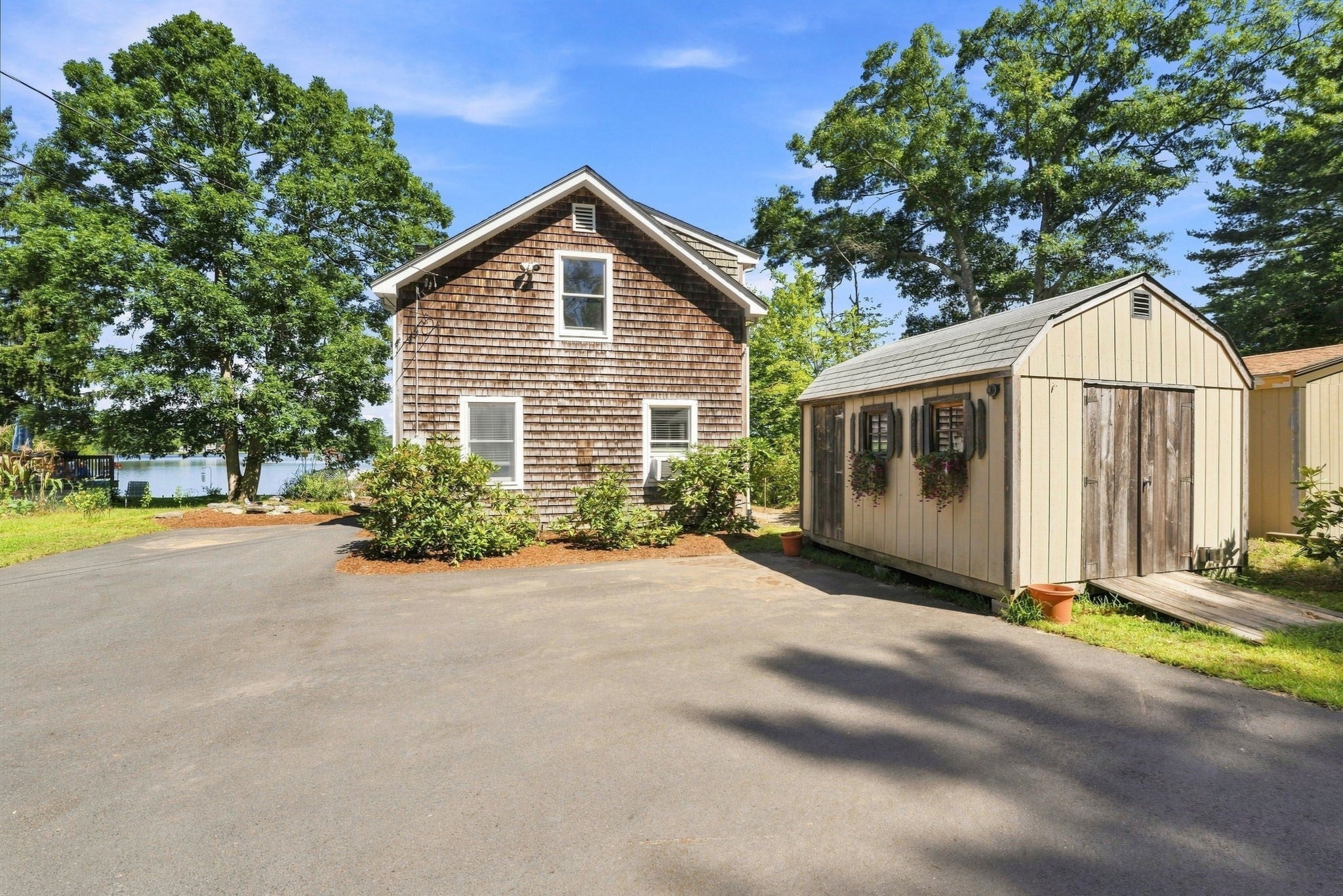 111 King Philip Rd, Norton, MA, 111 King Philip Rd, Norton, MA Photo #4